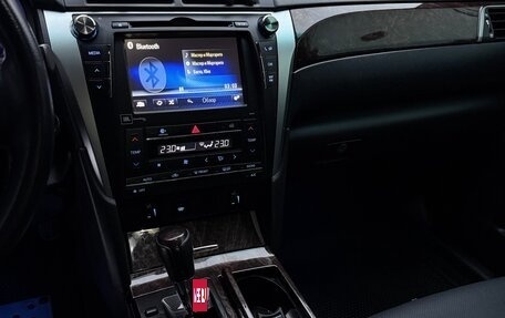 Toyota Camry, 2015 год, 2 100 000 рублей, 9 фотография