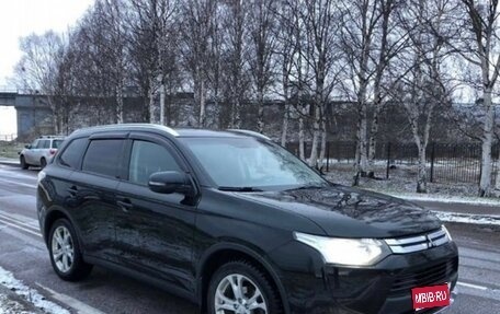 Mitsubishi Outlander III рестайлинг 3, 2014 год, 1 390 000 рублей, 1 фотография