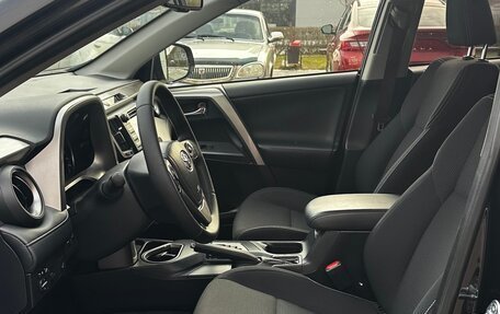 Toyota RAV4, 2016 год, 2 350 000 рублей, 10 фотография