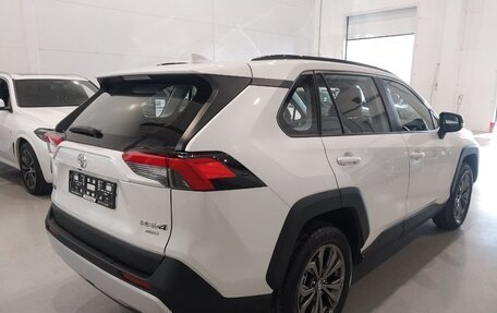 Toyota RAV4, 2025 год, 4 200 000 рублей, 4 фотография