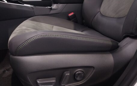 Toyota RAV4, 2025 год, 4 200 000 рублей, 8 фотография