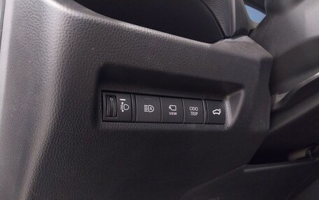 Toyota RAV4, 2025 год, 4 200 000 рублей, 13 фотография