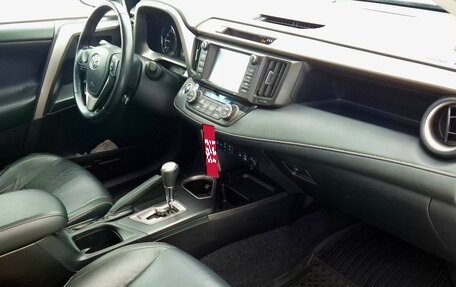 Toyota RAV4, 2016 год, 2 250 000 рублей, 8 фотография