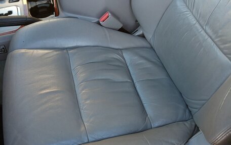 Toyota Land Cruiser 100 рестайлинг 2, 2006 год, 3 650 000 рублей, 8 фотография