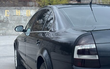 Skoda Superb III рестайлинг, 2008 год, 695 000 рублей, 10 фотография