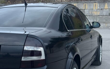 Skoda Superb III рестайлинг, 2008 год, 695 000 рублей, 12 фотография