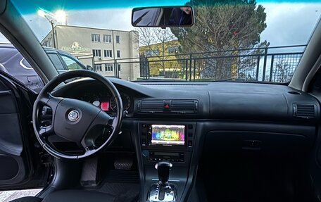 Skoda Superb III рестайлинг, 2008 год, 695 000 рублей, 18 фотография