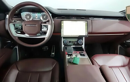 Land Rover Range Rover IV рестайлинг, 2023 год, 16 850 000 рублей, 2 фотография