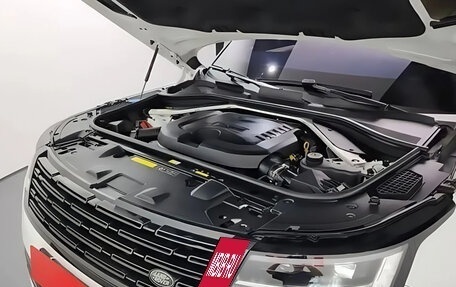 Land Rover Range Rover IV рестайлинг, 2023 год, 16 850 000 рублей, 18 фотография