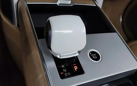 Land Rover Range Rover IV рестайлинг, 2024 год, 29 330 000 рублей, 8 фотография