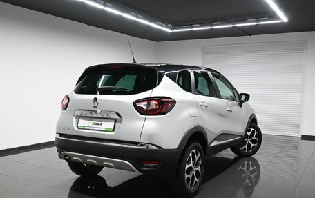 Renault Kaptur I рестайлинг, 2017 год, 1 395 000 рублей, 2 фотография