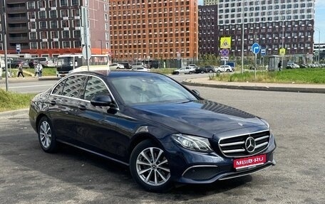 Mercedes-Benz E-Класс, 2020 год, 3 900 000 рублей, 1 фотография