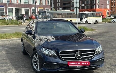 Mercedes-Benz E-Класс, 2020 год, 3 900 000 рублей, 2 фотография