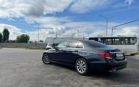 Mercedes-Benz E-Класс, 2020 год, 3 900 000 рублей, 6 фотография