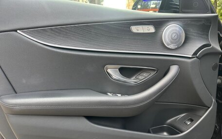 Mercedes-Benz E-Класс, 2020 год, 3 900 000 рублей, 14 фотография