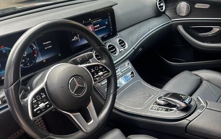 Mercedes-Benz E-Класс, 2020 год, 3 900 000 рублей, 16 фотография