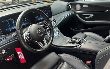 Mercedes-Benz E-Класс, 2020 год, 3 900 000 рублей, 17 фотография