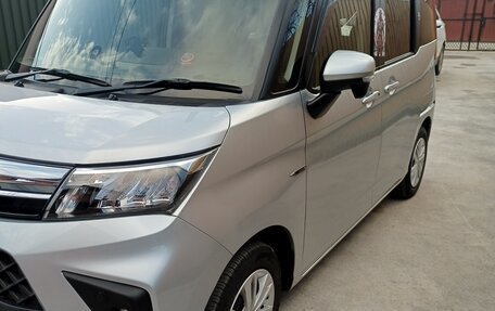 Toyota Roomy I, 2021 год, 1 330 000 рублей, 3 фотография