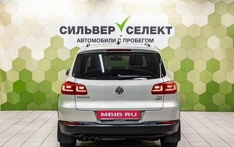 Volkswagen Tiguan I, 2012 год, 999 000 рублей, 4 фотография