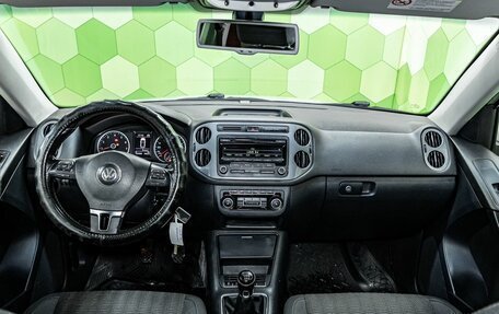 Volkswagen Tiguan I, 2012 год, 999 000 рублей, 14 фотография