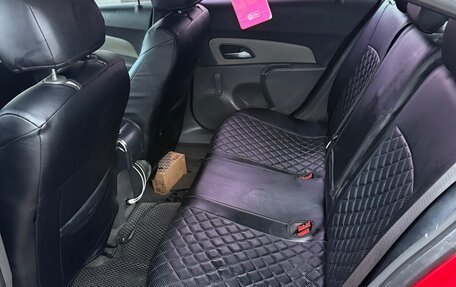 Chevrolet Cruze II, 2009 год, 730 000 рублей, 9 фотография