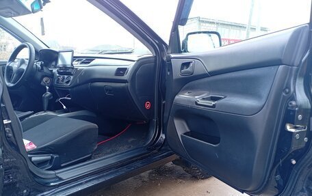 Mitsubishi Lancer IX, 2006 год, 400 000 рублей, 9 фотография