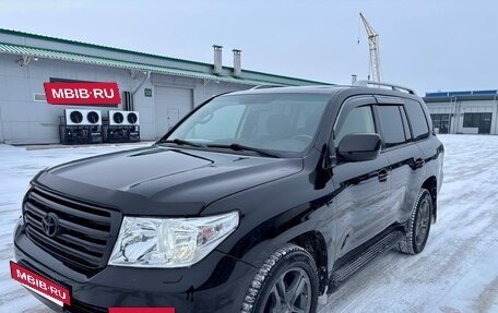 Toyota Land Cruiser 200, 2011 год, 3 109 000 рублей, 24 фотография