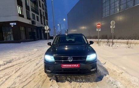 Volkswagen Tiguan II, 2019 год, 2 200 000 рублей, 1 фотография