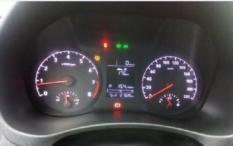 Hyundai Solaris II рестайлинг, 2018 год, 850 000 рублей, 6 фотография