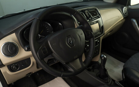 Renault Logan II, 2017 год, 969 000 рублей, 8 фотография