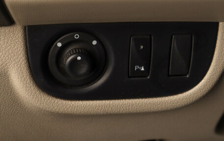 Renault Logan II, 2017 год, 969 000 рублей, 10 фотография