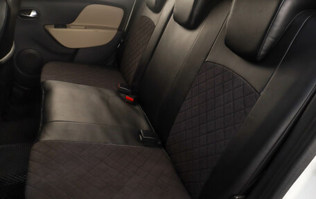 Renault Logan II, 2017 год, 969 000 рублей, 19 фотография