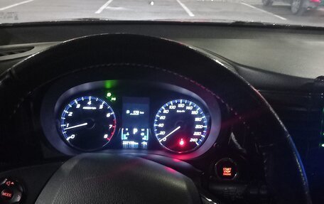 Mitsubishi Outlander III рестайлинг 3, 2018 год, 1 500 000 рублей, 4 фотография