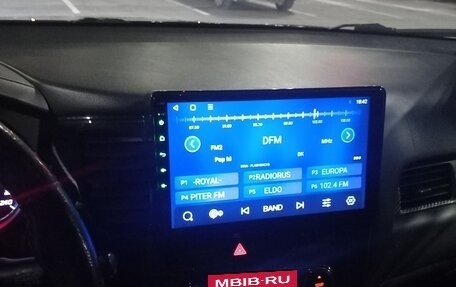 Mitsubishi Outlander III рестайлинг 3, 2018 год, 1 500 000 рублей, 5 фотография