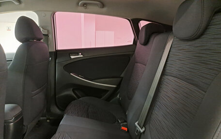 Hyundai Solaris II рестайлинг, 2015 год, 1 098 000 рублей, 12 фотография