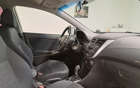 Hyundai Solaris II рестайлинг, 2015 год, 1 098 000 рублей, 11 фотография