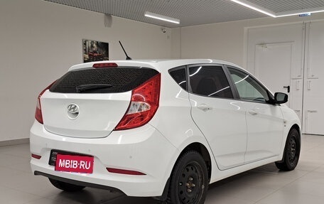 Hyundai Solaris II рестайлинг, 2015 год, 1 098 000 рублей, 5 фотография