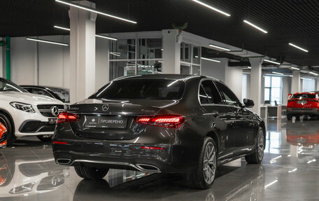 Mercedes-Benz E-Класс, 2021 год, 4 590 000 рублей, 5 фотография