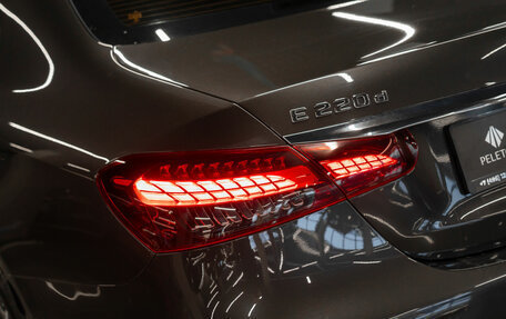 Mercedes-Benz E-Класс, 2021 год, 4 590 000 рублей, 25 фотография