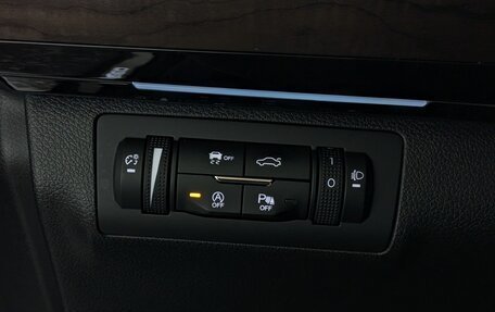 CheryExeed VX, 2023 год, 2 990 000 рублей, 8 фотография