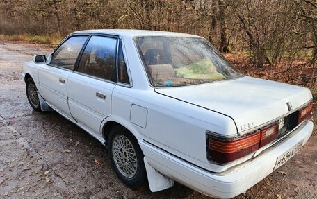 Toyota Camry, 1989 год, 185 000 рублей, 3 фотография