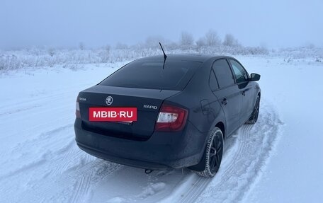 Skoda Rapid I, 2015 год, 930 000 рублей, 2 фотография