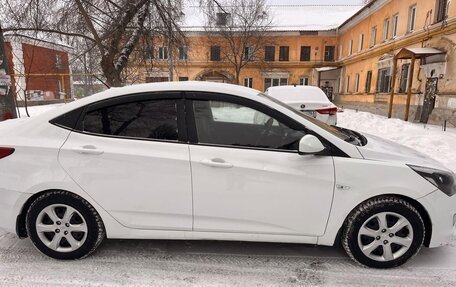 Hyundai Solaris II рестайлинг, 2016 год, 739 000 рублей, 3 фотография