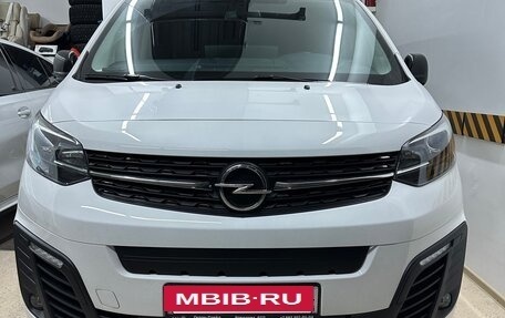 Opel Zafira Life I, 2021 год, 4 000 000 рублей, 2 фотография