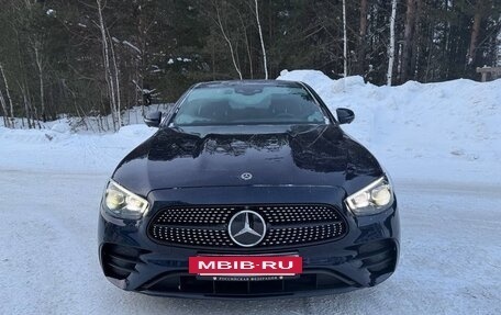 Mercedes-Benz E-Класс, 2020 год, 5 300 000 рублей, 2 фотография