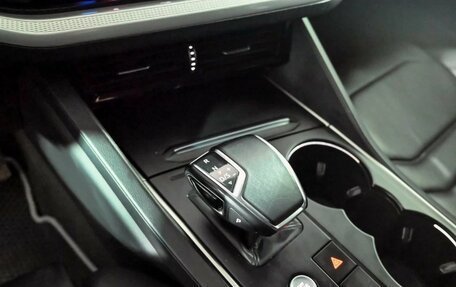 Volkswagen Touareg III, 2021 год, 5 550 000 рублей, 9 фотография