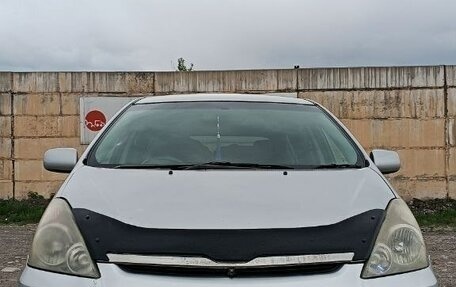 Toyota Wish II, 2004 год, 720 000 рублей, 1 фотография