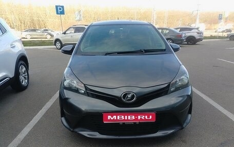 Toyota Vitz, 2014 год, 750 000 рублей, 1 фотография