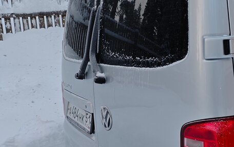 Volkswagen Caravelle T6 рестайлинг, 2019 год, 3 850 000 рублей, 3 фотография