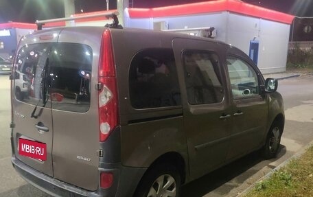 Renault Kangoo II рестайлинг, 2012 год, 690 000 рублей, 3 фотография